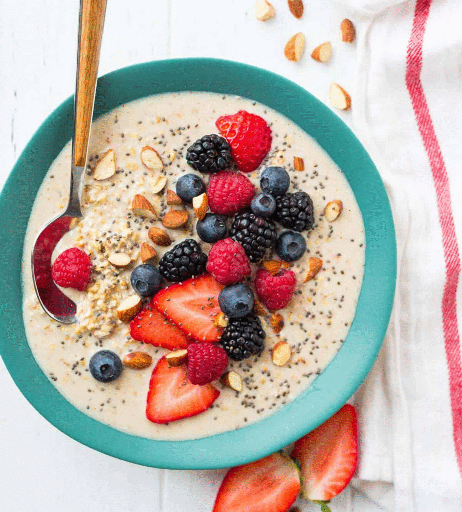 Oats with Fruits and Seeds