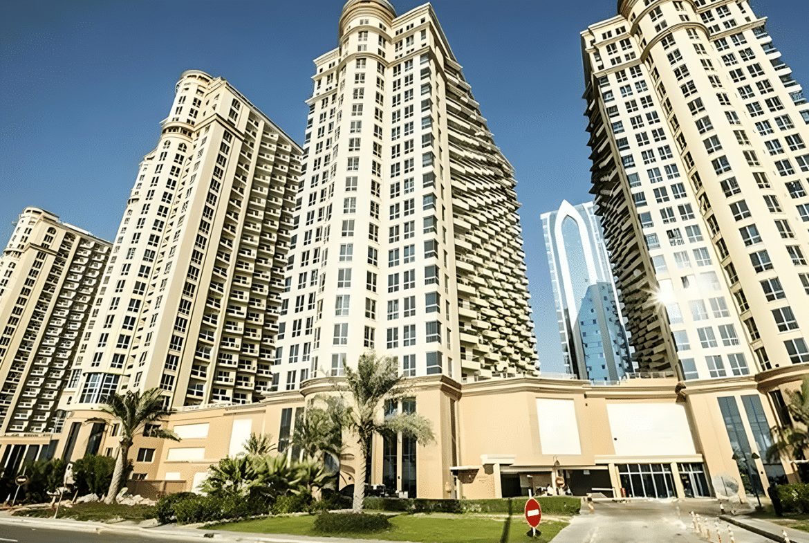 Lago Vista DAMAC: Lakeside Luxury Living