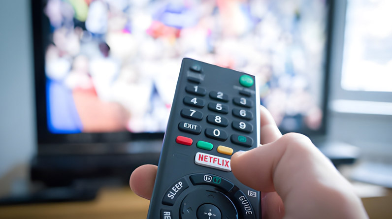 Watching the Latest Netflix Series on IPTV