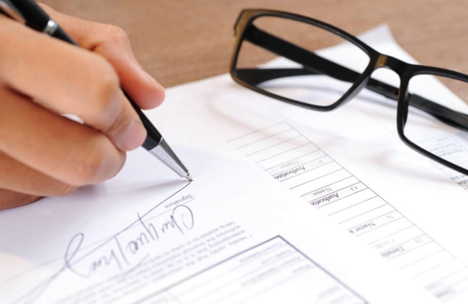 What a Legitimate Paycheck Loan Process Should Look Like