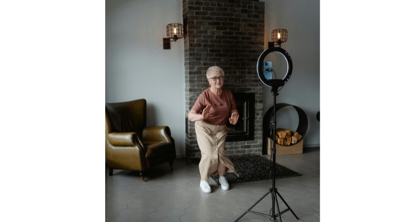 6 Benefits of Living in a Walkable Community